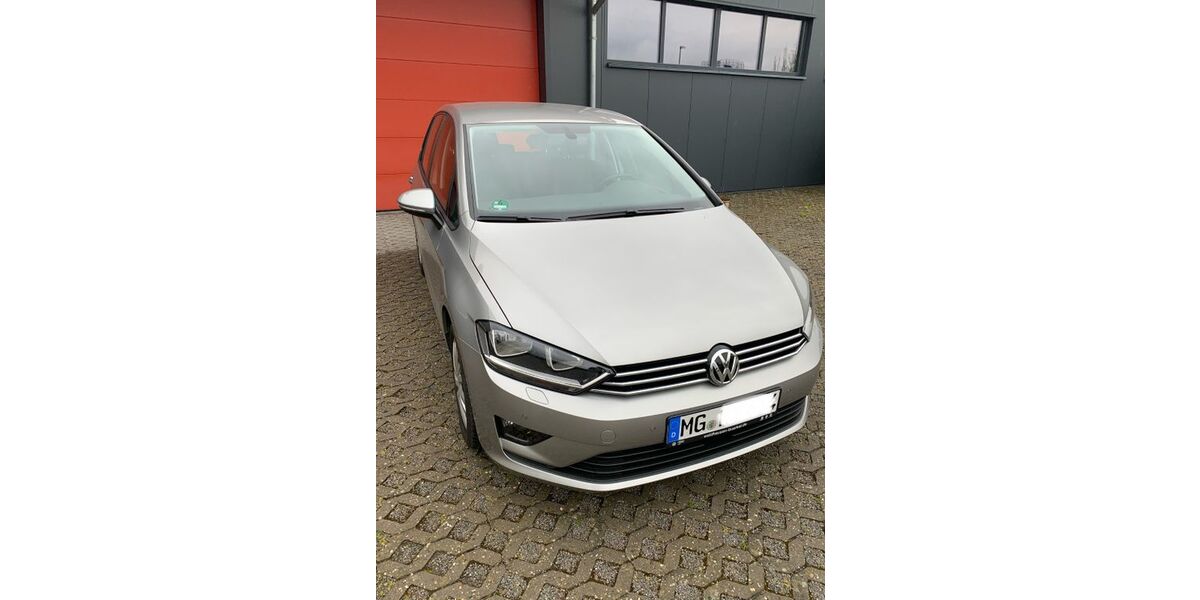 VW Golf Sportsvan 19.650 km 12.500 &euro; Mönchengladbach 41238