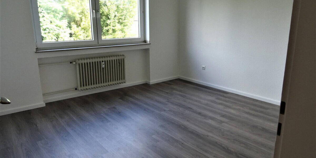 Etagenwohnung Leverkusen Wiesdorf - 2 Zimmer, 66 m&sup2;, 785&euro; | Angebot:26197814