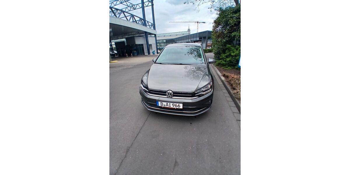 VW Golf Sportsvan 92.000 km 15.700 &euro; Rommerskirchen 41569