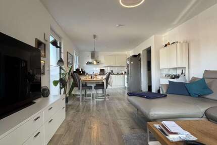 Wohnung Düsseldorf Stadtbezirk 3 - 2 Zimmer, 80 m&sup2;, 1.300&euro; | Angebot:26212885