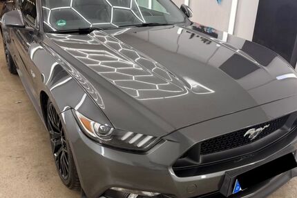 Ford Mustang 105.000 km 31.500 &euro; Mönchengladbach 41179