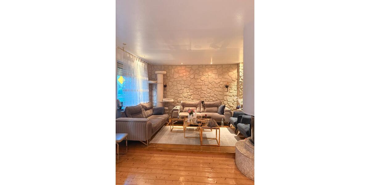 Doppelhaushälfte Grevenbroich Neuenhausen - 6 Zimmer, 150 m&sup2;, 315.000&euro; | Angebot:26739379