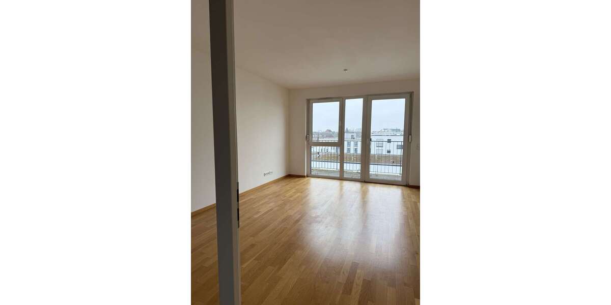 Etagenwohnung Düsseldorf Rath - 3 Zimmer, 93 m&sup2;, 1.348&euro; | Angebot:26139981