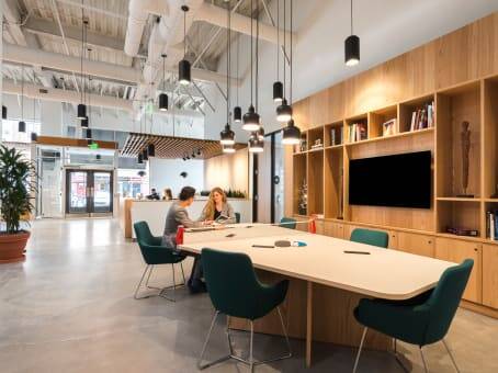 Gewerbeobjekt Düsseldorf Rath - 1.095&euro; | Angebot:25896012