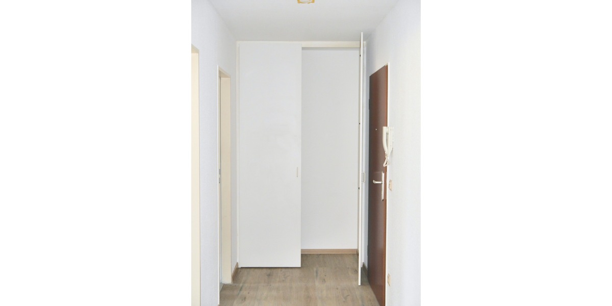 NE-Stadionviertel, ruhige kompl. Renov. 2 Zi. ETW, KDB, Balkon, Carport, Keller - Erdgeschoßwohnung Neuss Augustinusviertel | Angebot:27350485