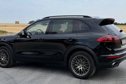 Porsche Cayenne 239.820 km 27.900 &euro; Rommerskirchen 41569