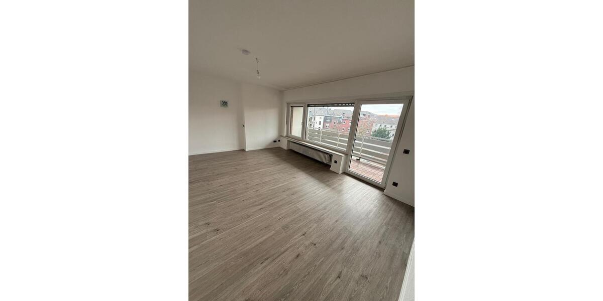 Etagenwohnung Viersen - 3 Zimmer, 84 m&sup2;, 900&euro; | Angebot:26020349