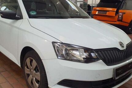 Skoda Fabia 195.196 km 4.490 &euro; Düsseldorf 40597