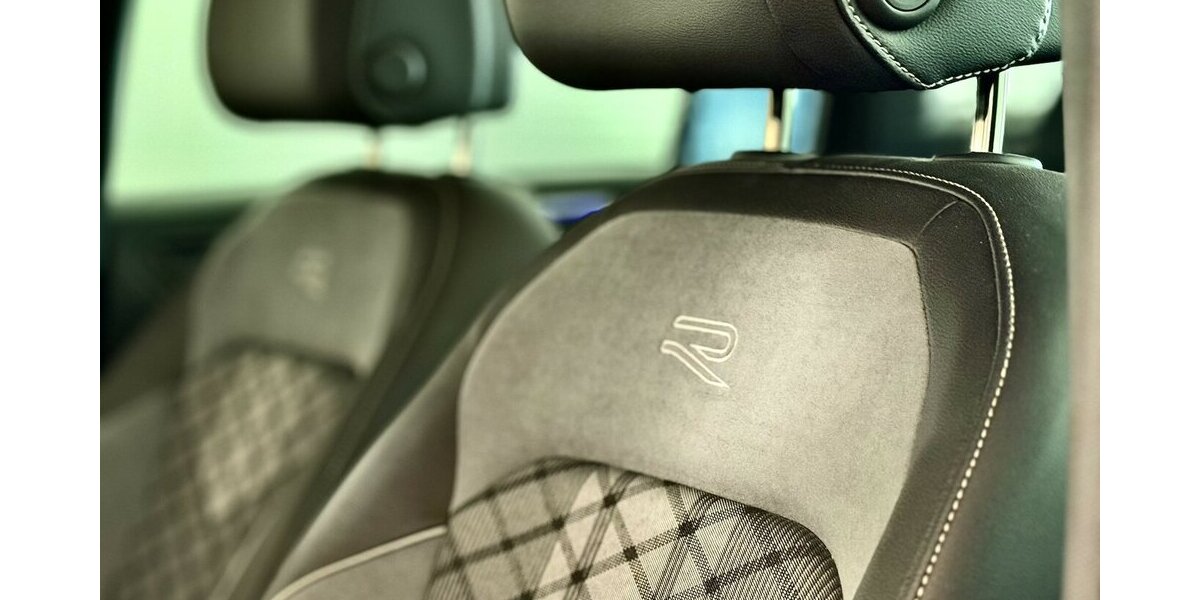 VW Tiguan R-Line / Pano / Kamera / KeylessGO 29.000 km 40.990 &euro; Mönchengladbach 41066