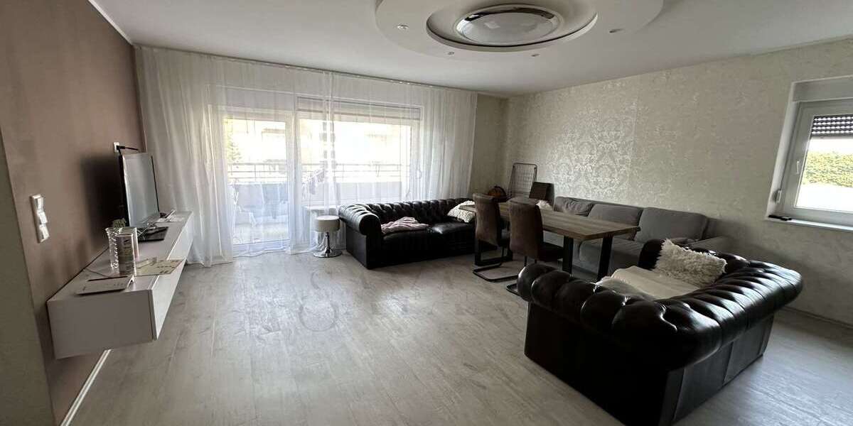 Etagenwohnung Grevenbroich Neuenhausen - 4 Zimmer, 92 m&sup2;, 189.000&euro; | Angebot:22103971