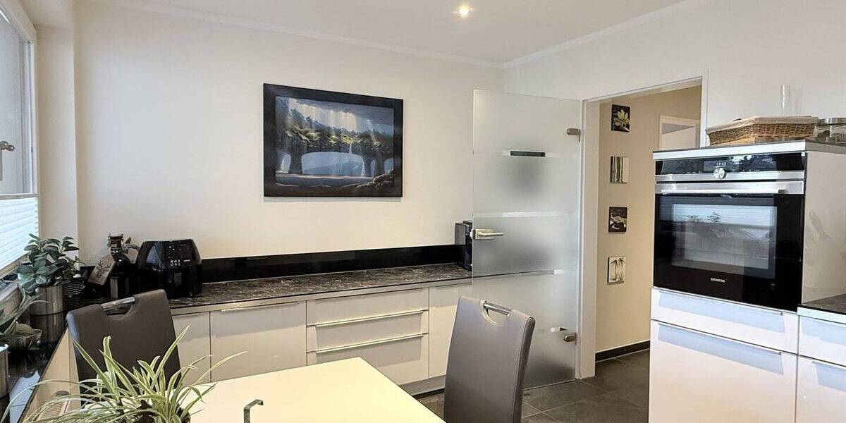 Etagenwohnung Langenfeld Immigrath - 2 Zimmer, 83 m&sup2;, 349.000&euro; | Angebot:25958916