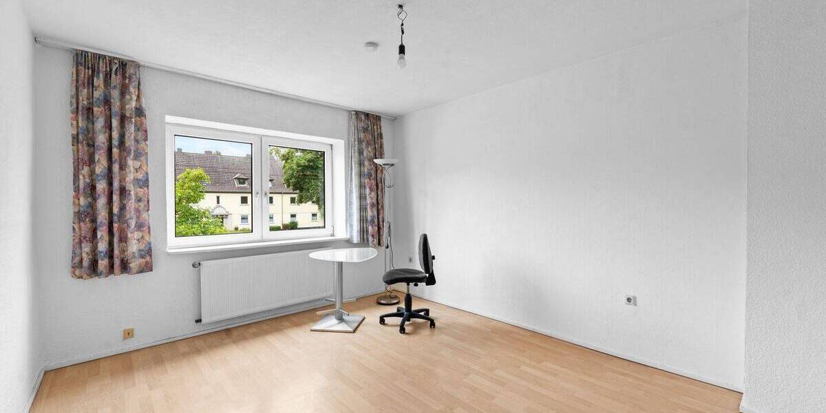 Reihenmittelhaus Düsseldorf Derendorf - 6 Zimmer, 130 m&sup2;, 550.000&euro; | Angebot:26160720
