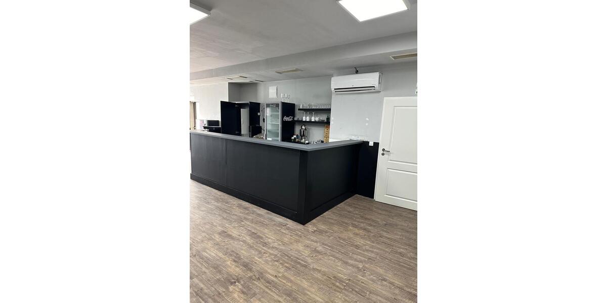 Gewerbeobjekt Düsseldorf Stadtbezirk 9 - 2.150&euro; | Angebot:25901818