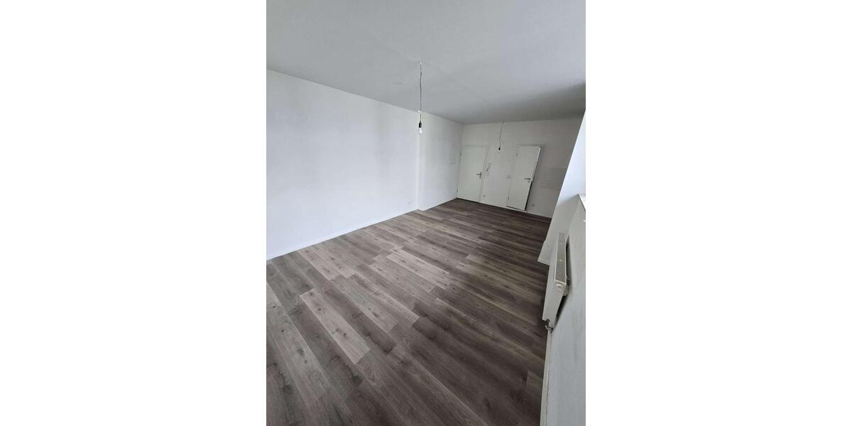Etagenwohnung Krefeld - 1 Zimmer, 31 m&sup2;, 330&euro; | Angebot:25884294