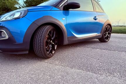 Opel Adam 65.000 km 11.600 &euro; Jüchen 41363