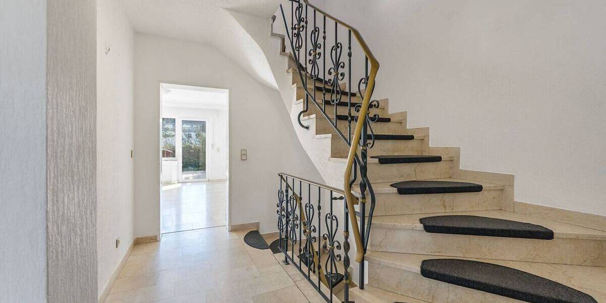 Reihenmittelhaus Hürth Efferen - 5 Zimmer, 131 m&sup2;, 679.000&euro; | Angebot:25938940