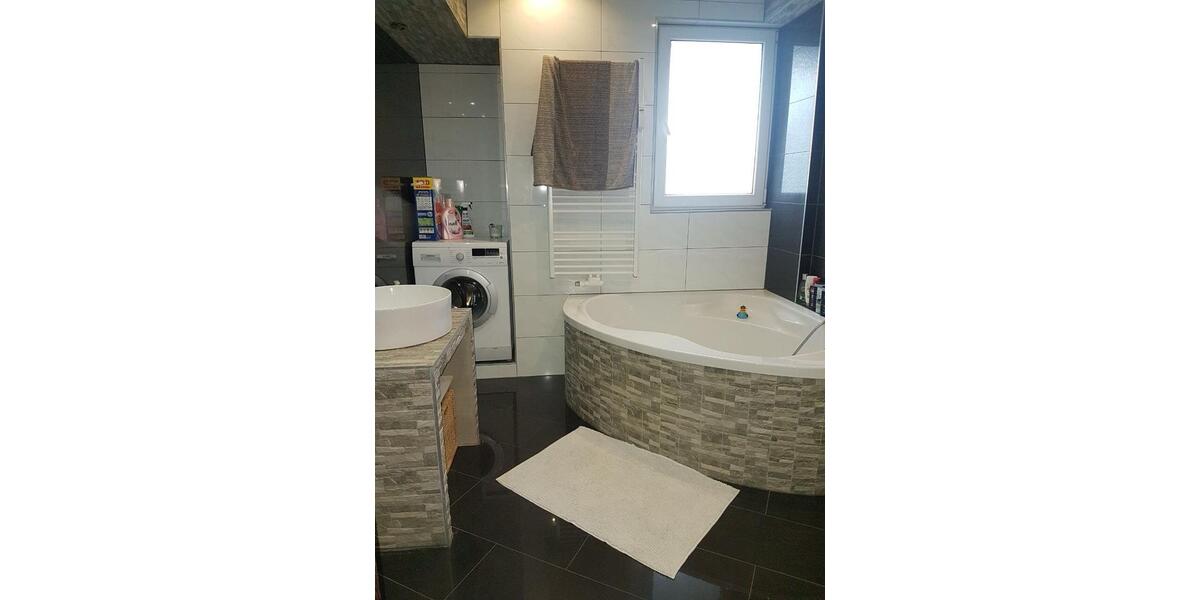 Etagenwohnung Düsseldorf Pempelfort - 3 Zimmer, 85 m&sup2;, 399.000&euro; | Angebot:26929870