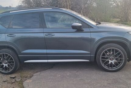 Seat Ateca 78.000 km 19.700 &euro; Krefeld 47809