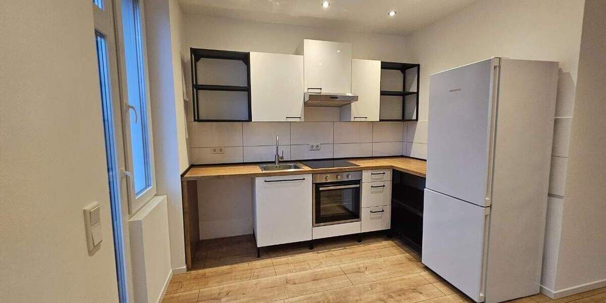 Etagenwohnung Düsseldorf Bilk - 3 Zimmer, 82 m&sup2;, 390.000&euro; | Angebot:25799478