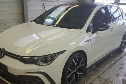 VW Golf 33.738 km 36.450 &euro; Hilden 40721