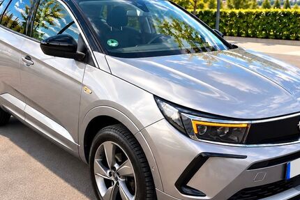 Opel Grandland (X) 33.500 km 21.950 &euro; Düsseldorf 40213