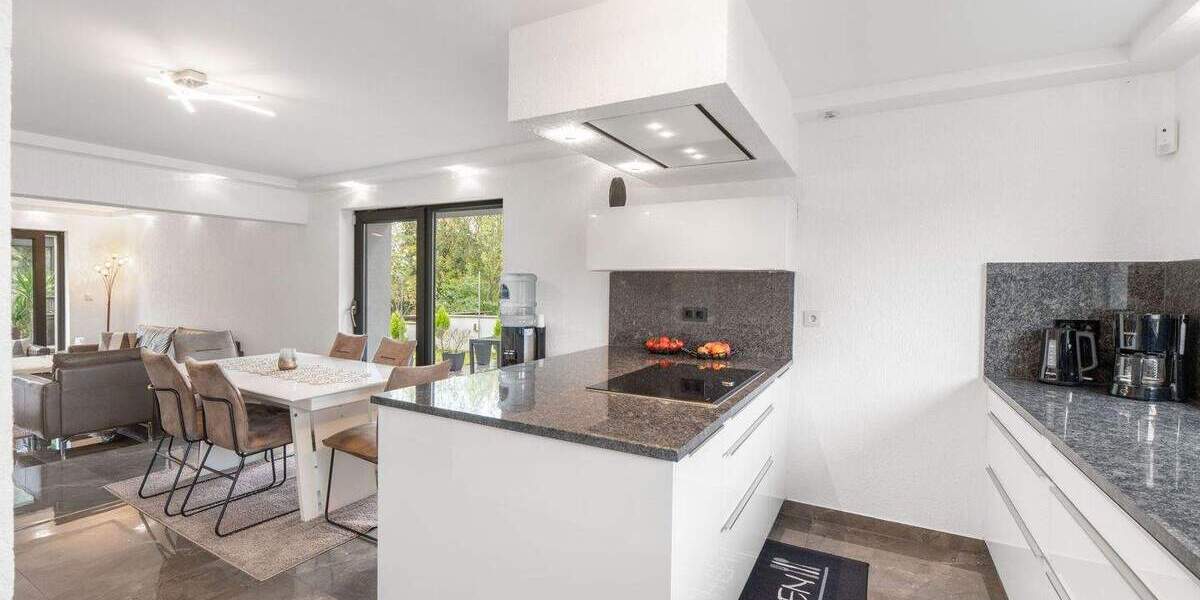 Einfamilienhaus Bergheim Hüchelhoven - 6 Zimmer, 180 m&sup2;, 850.000&euro; | Angebot:25737355