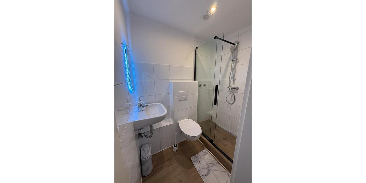 Etagenwohnung Düsseldorf Stadtbezirk 9 - 1 Zimmer, 26 m&sup2;, 980&euro; | Angebot:26048929