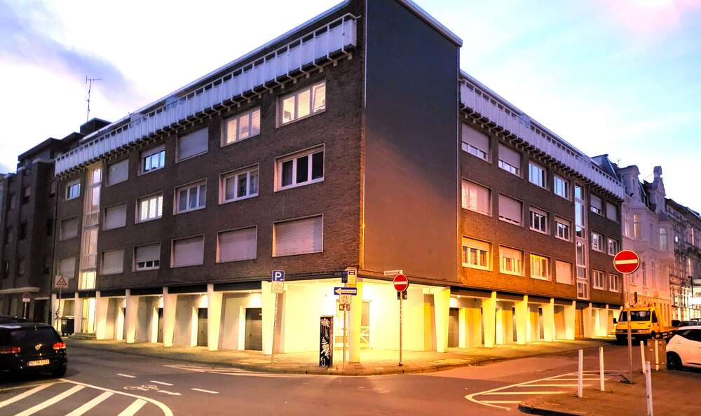 Etagenwohnung Mönchengladbach - 2.5 Zimmer, 85 m&sup2;, 149.000&euro; | Angebot:25882405