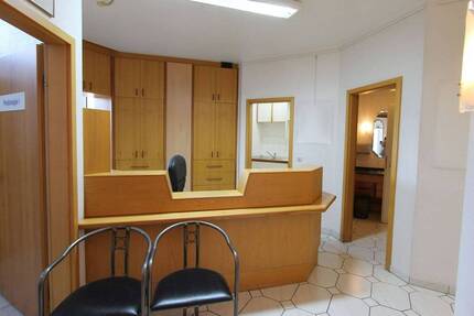 Gewerbeobjekt Krefeld Stadtmitte - 9 Zimmer, 187 m&sup2;, 1.300&euro; | Angebot:25997649