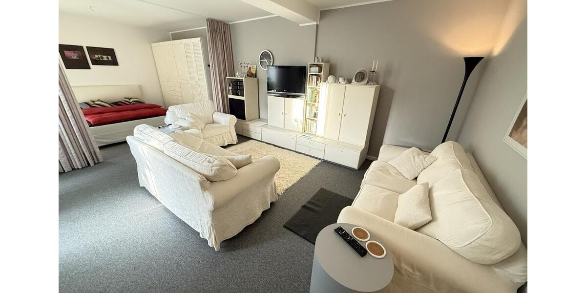 Etagenwohnung Düsseldorf - 2 Zimmer, 75 m&sup2;, 1.600&euro; | Angebot:23501219