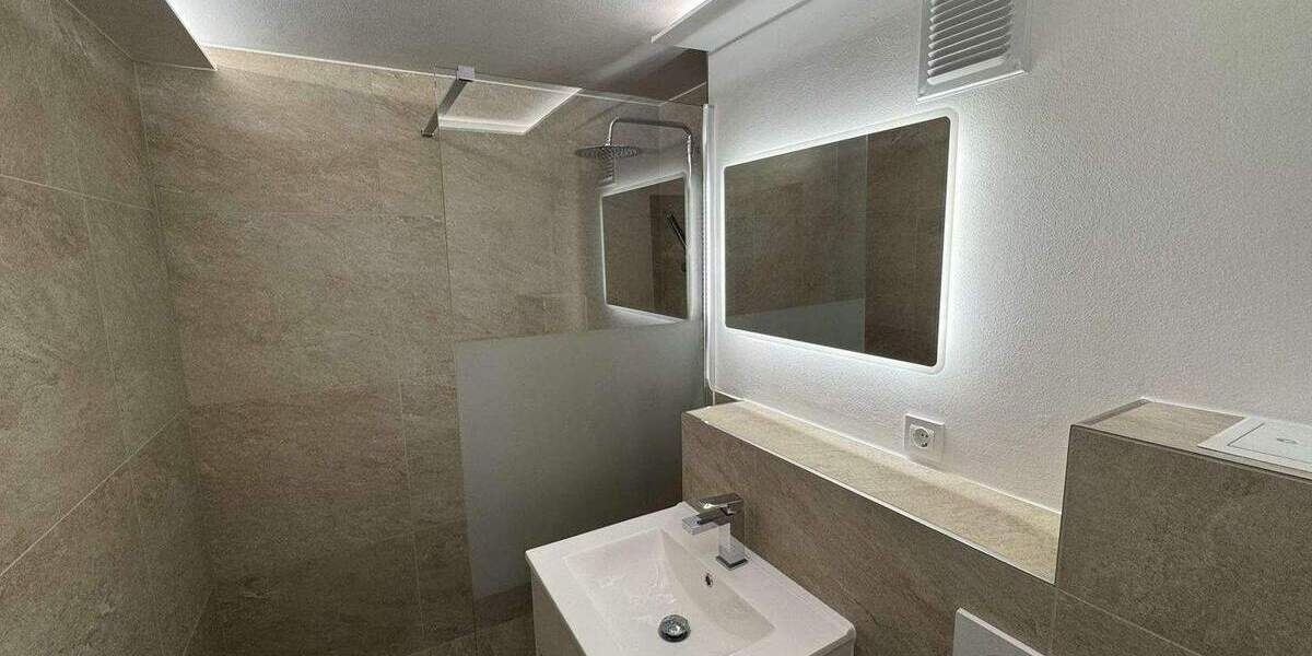 Etagenwohnung Düsseldorf Lierenfeld - 2 Zimmer, 57 m&sup2;, 229.000&euro; | Angebot:25688977