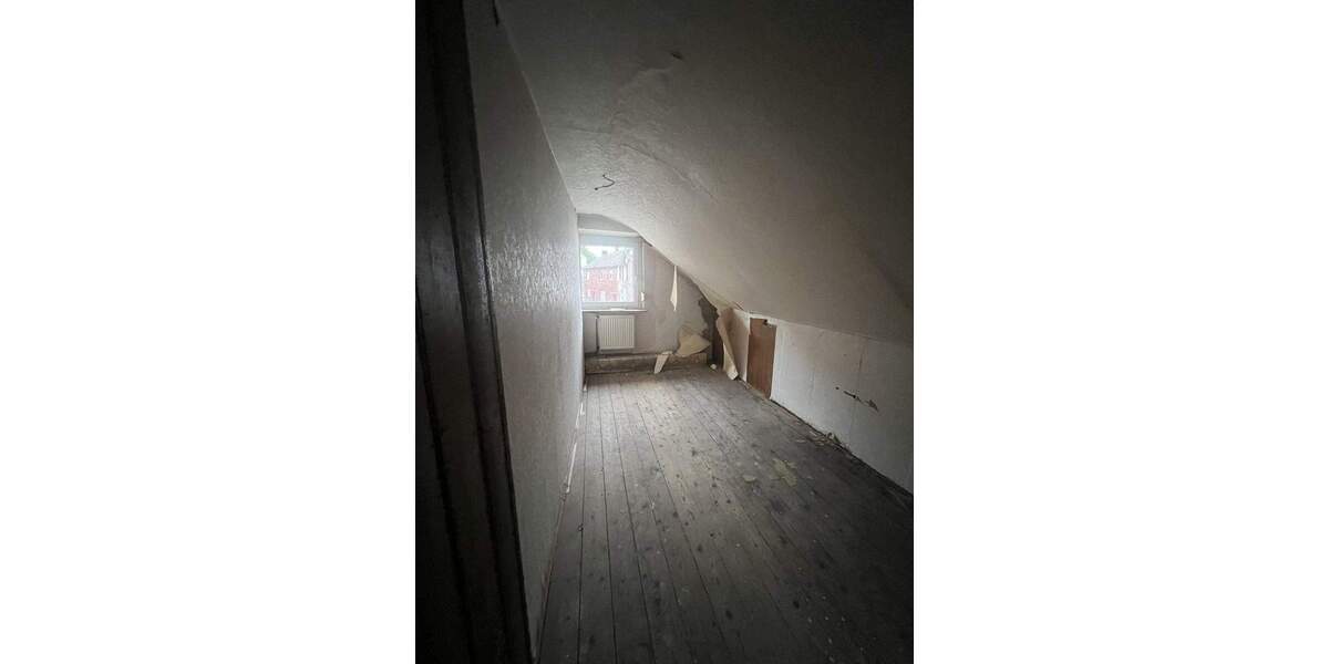 Einfamilienhaus Mönchengladbach-Wickrathberg Wickrathberg - 8 Zimmer, 200 m&sup2;, 270.000&euro; | Angebot:25703873