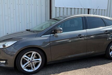 Ford Focus 174.000 km 7.890 &euro; Pulheim 50259