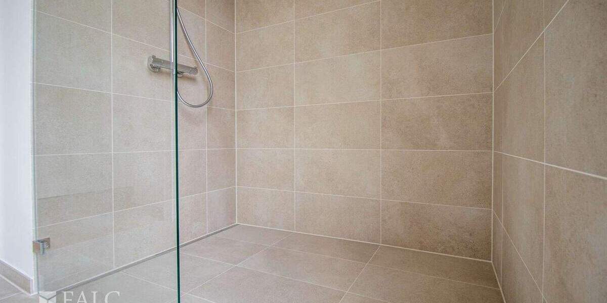 Etagenwohnung Düsseldorf Unterbilk - 2 Zimmer, 49 m&sup2;, 499.000&euro; | Angebot:25683279