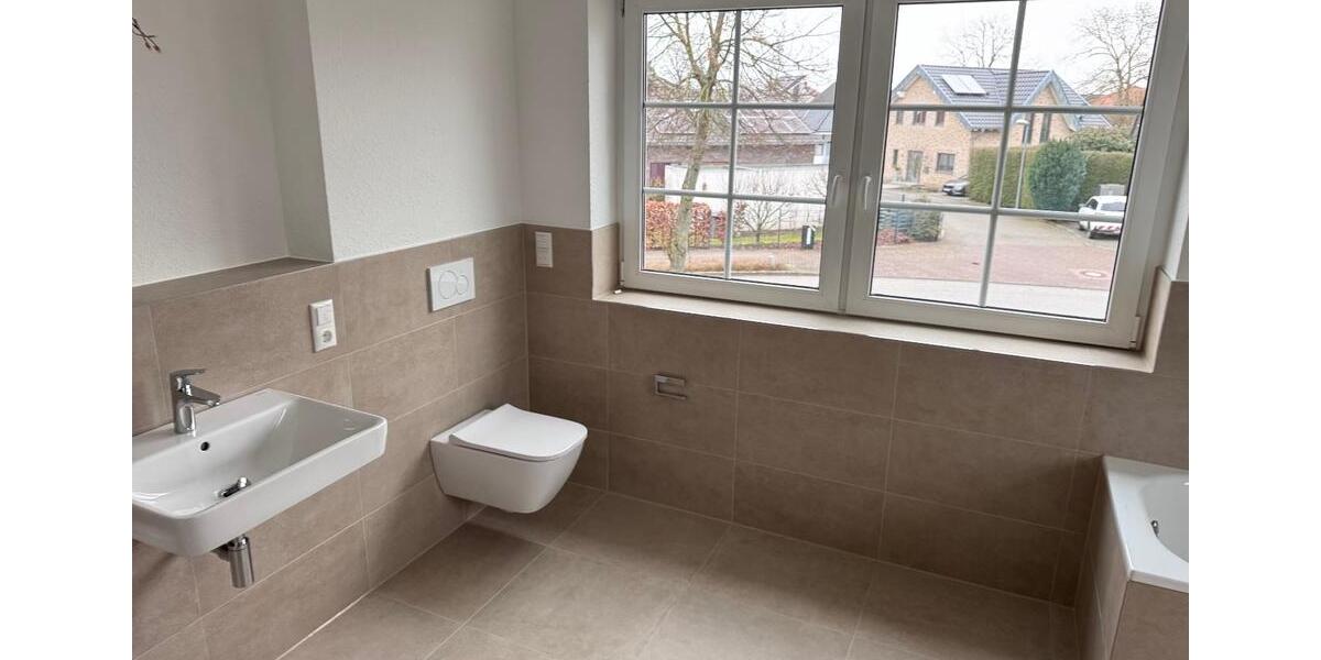 Etagenwohnung Erkelenz - 4 Zimmer, 137 m&sup2;, 1.575&euro; | Angebot:24478614