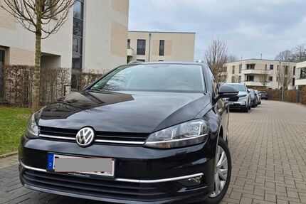 VW Golf 139.000 km 11.450 &euro; Düsseldorf 40545