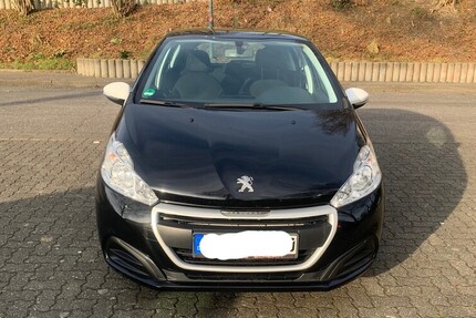 Peugeot 208 85.000 km 8.200 &euro; Wassenberg 41849