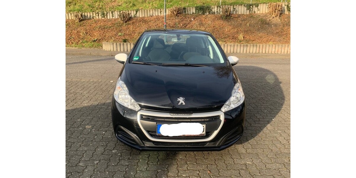 Peugeot 208 85.000 km 8.200 &euro; Wassenberg 41849