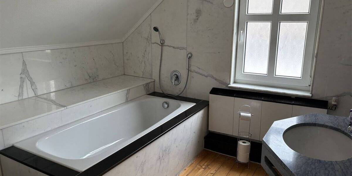 Einfamilienhaus Schwalmtal Amern - 1 Zimmer, 340 m&sup2;, 1.149.000&euro; | Angebot:26190037