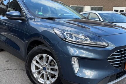 Ford Kuga 179.200 km 12.680 &euro; Düsseldorf 40549