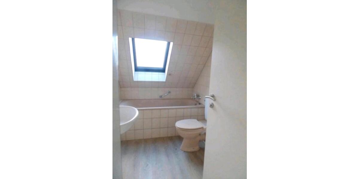 Dachgeschoßwohnung Wegberg - 2 Zimmer, 47 m&sup2;, 105.000&euro; | Angebot:26183173