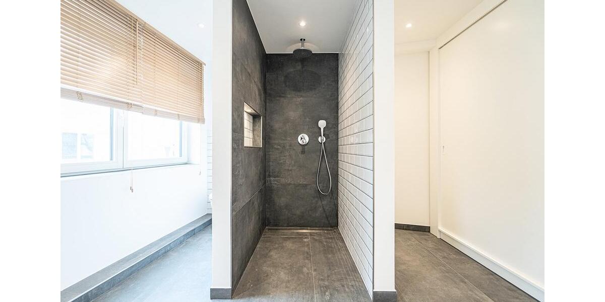 Etagenwohnung Hilden - 3 Zimmer, 122 m&sup2;, 2.340&euro; | Angebot:23474218