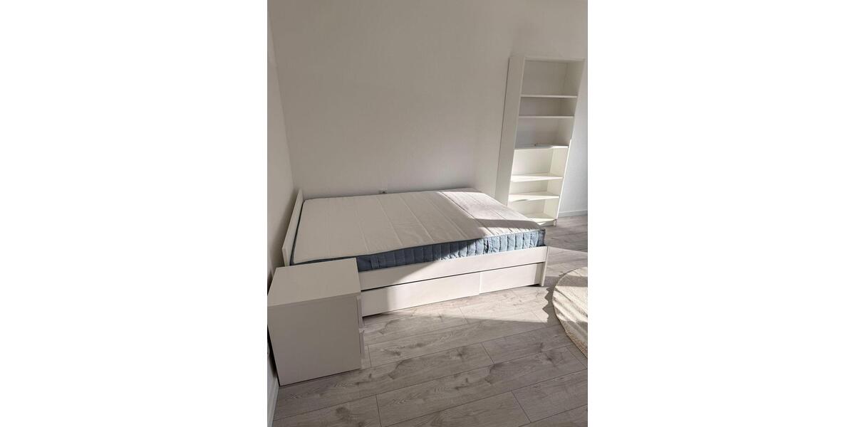 Etagenwohnung Düsseldorf Düsseltal - 1 Zimmer, 36 m&sup2;, 799&euro; | Angebot:26046675