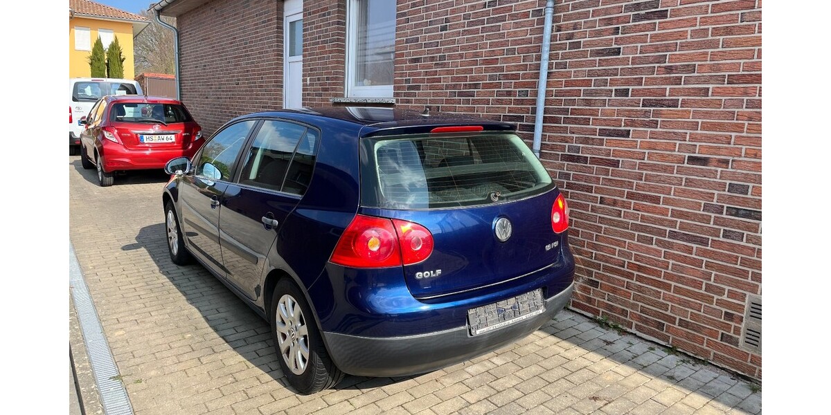 VW Golf 1.6 FSI V 184.000 km 2.200 &euro; Wassenberg 41849