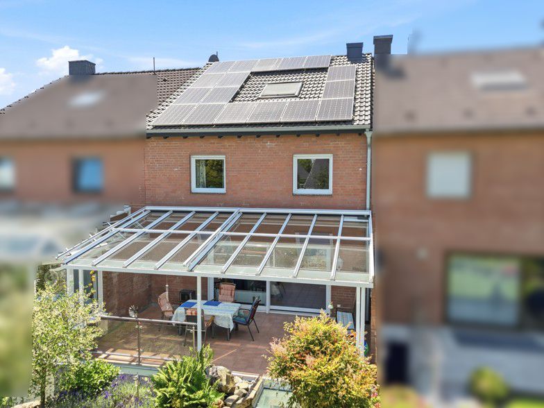 Modernisiert & energieeffizient! 161 m² Wohnkomfort mit Wärmepumpe, PV-Anlage in einer Sackgasse. - Reihenmittelhaus Pulheim | Angebot:27212381