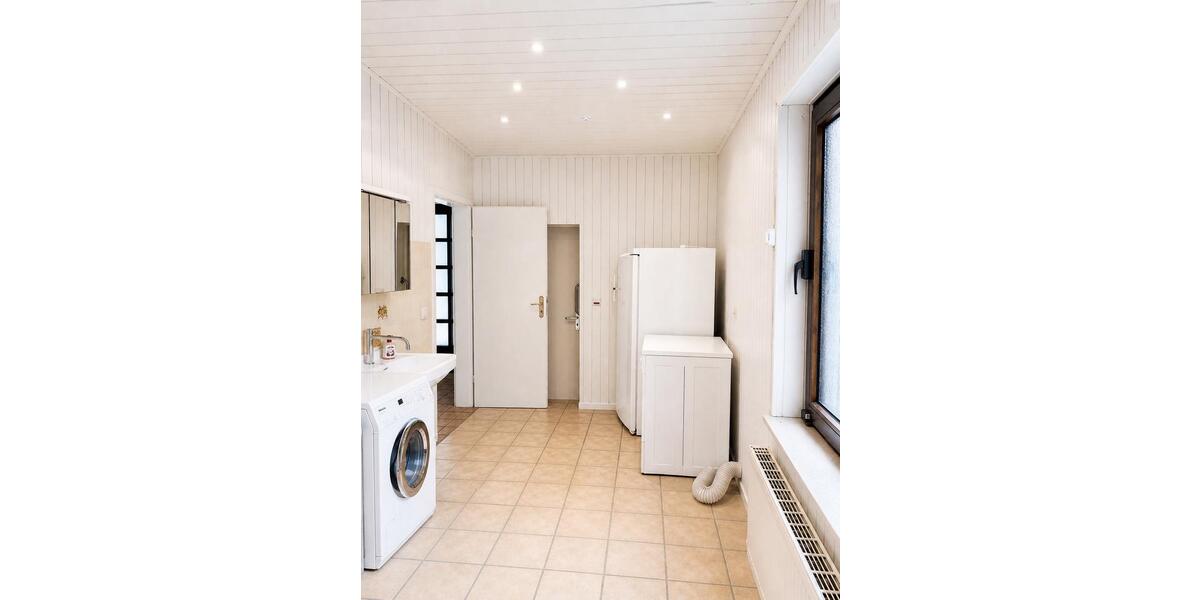 Bungalow Mönchengladbach West - 5 Zimmer, 135 m&sup2;, 445.000&euro; | Angebot:26977136