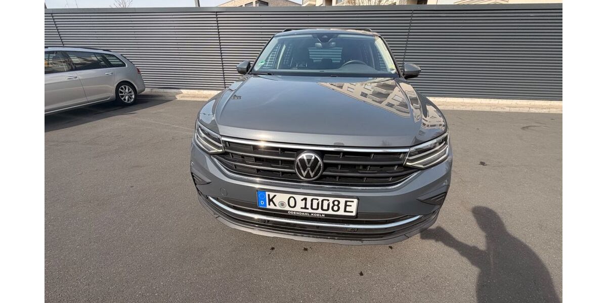 VW Tiguan 179.750 km 22.950 &euro; Hochneukirch 41363