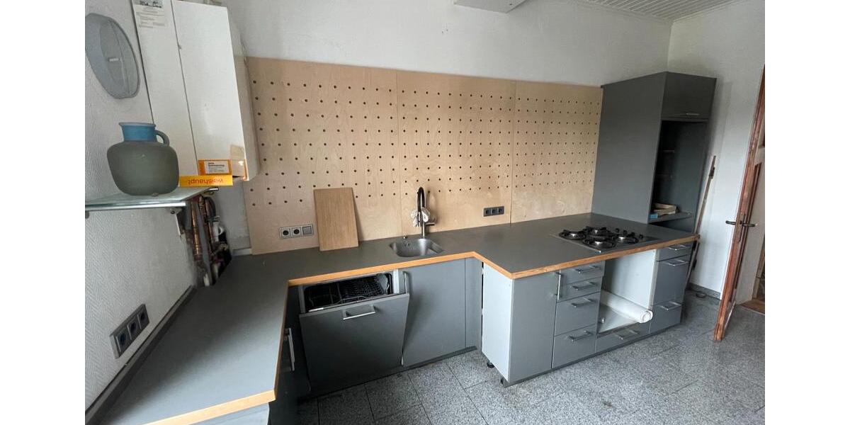 Etagenwohnung Mönchengladbach Süd - 4 Zimmer, 108 m&sup2;, 315.000&euro; | Angebot:26113207