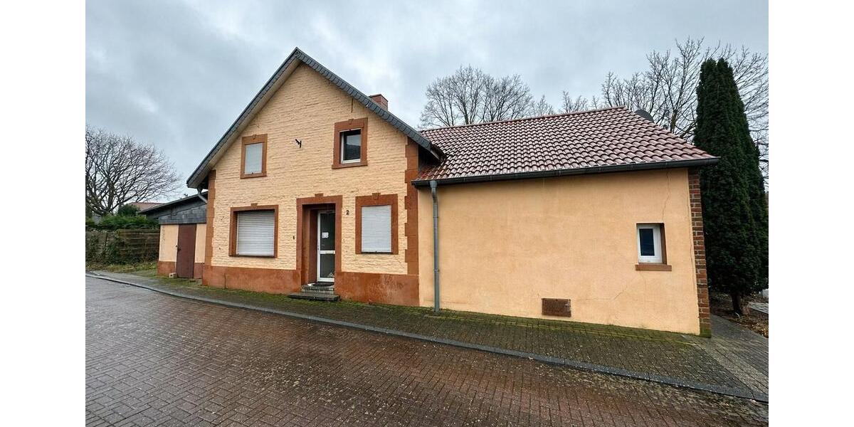 Einfamilienhaus Wassenberg - 4 Zimmer, 110 m&sup2;, 150.000&euro; | Angebot:26268724