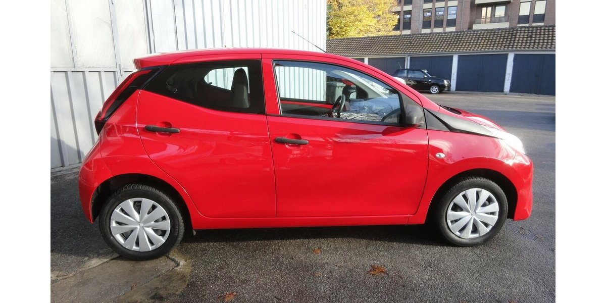 Toyota Aygo X x-Business-Paket 53 KW Klima 1.Hd 100.000 km 6.999 &euro; Neuss 41462